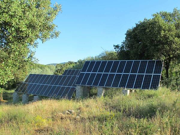 Placas solares de la Casa Rural El Ensueño